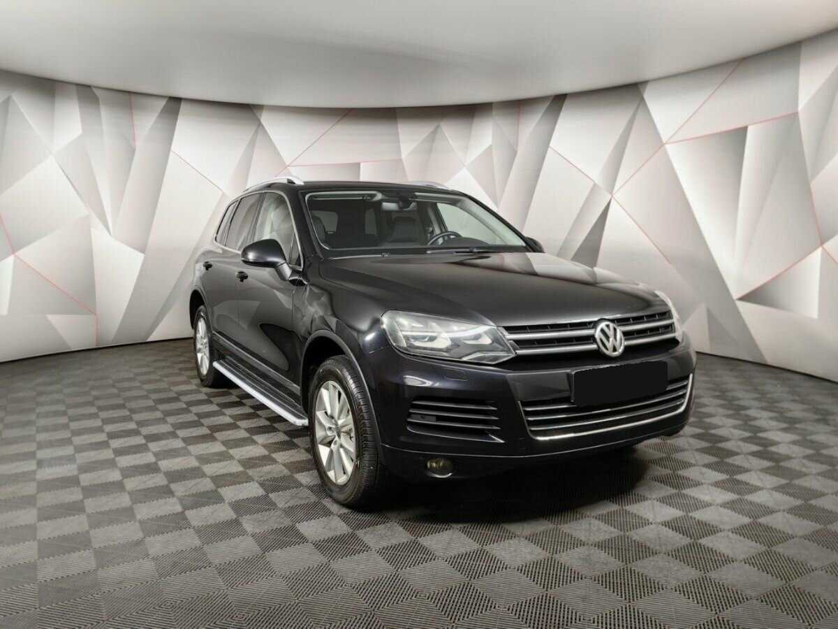Volkswagen Touareg с пробегом — 2011 год. Фото: #2