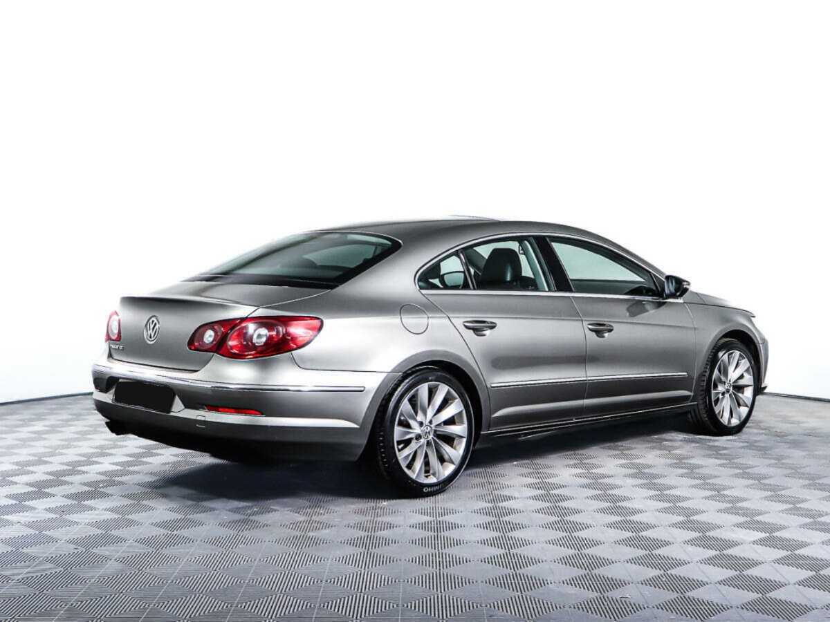 Volkswagen Passat CC с пробегом — 2011 год. Фото: #4