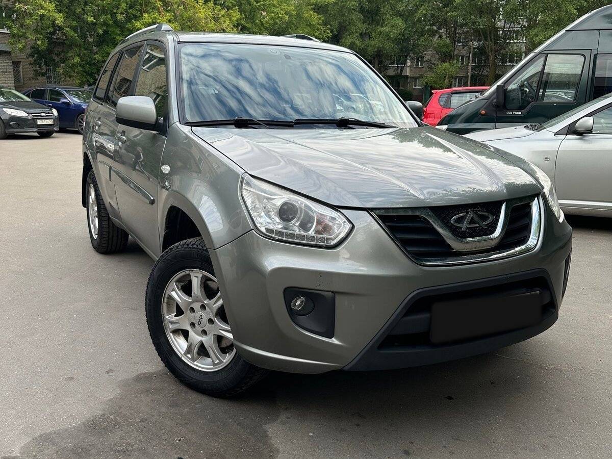 Chery Tiggo (T11) с пробегом — 2013 год. Фото: #2