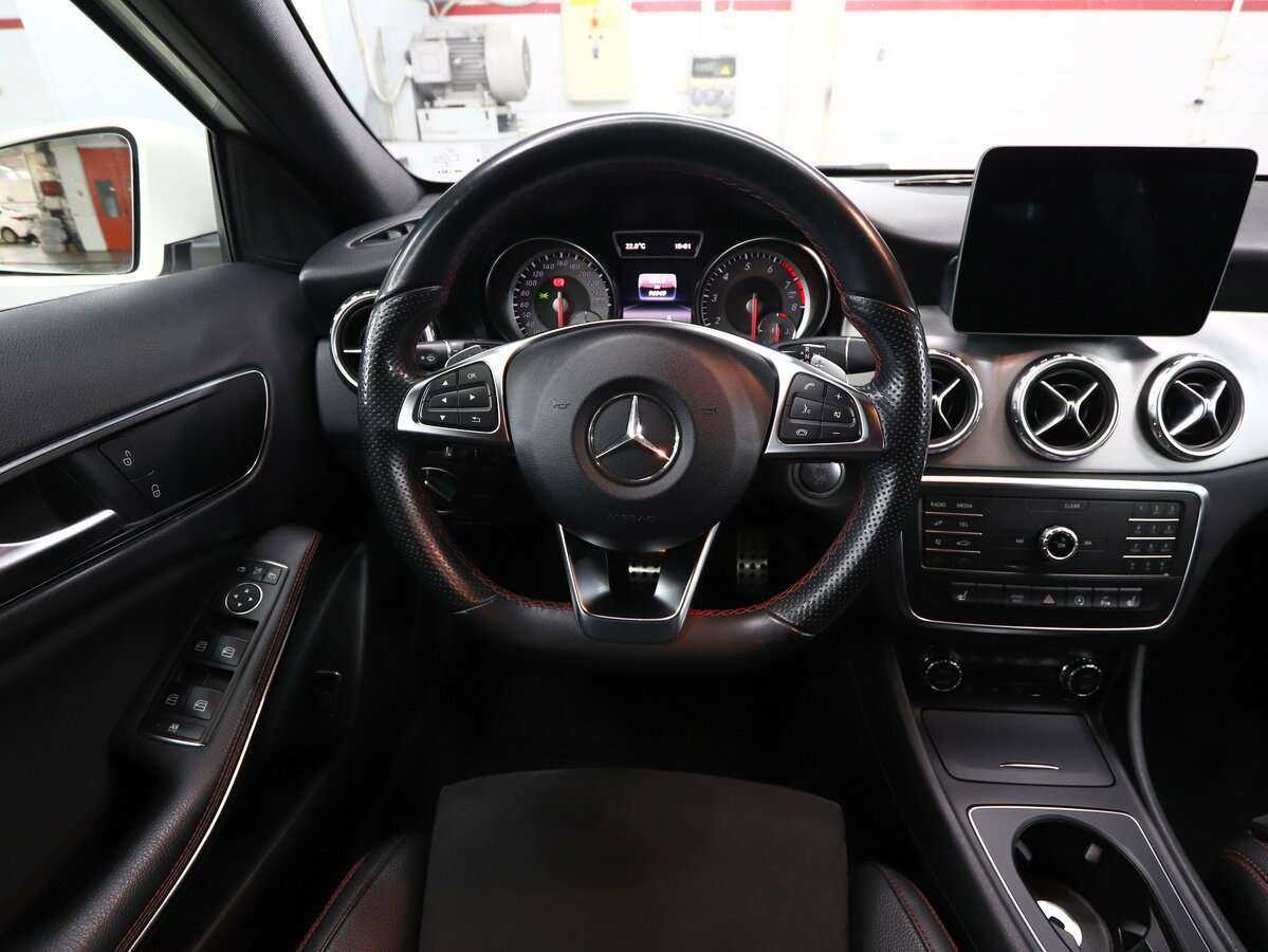 Mercedes-Benz GLA с пробегом — 2016 год. Фото: #17