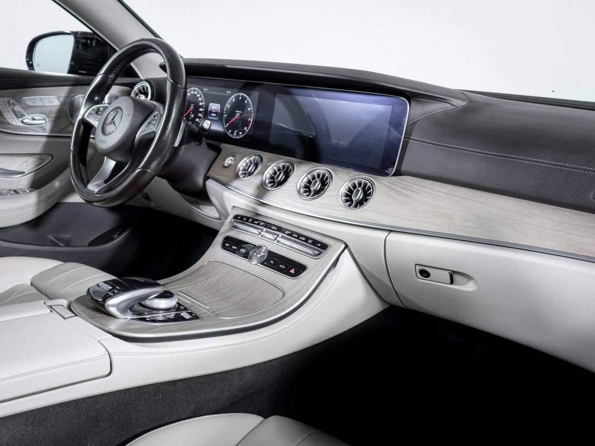 Mercedes-Benz E-Класс с пробегом — 2018 год. Фото: #8