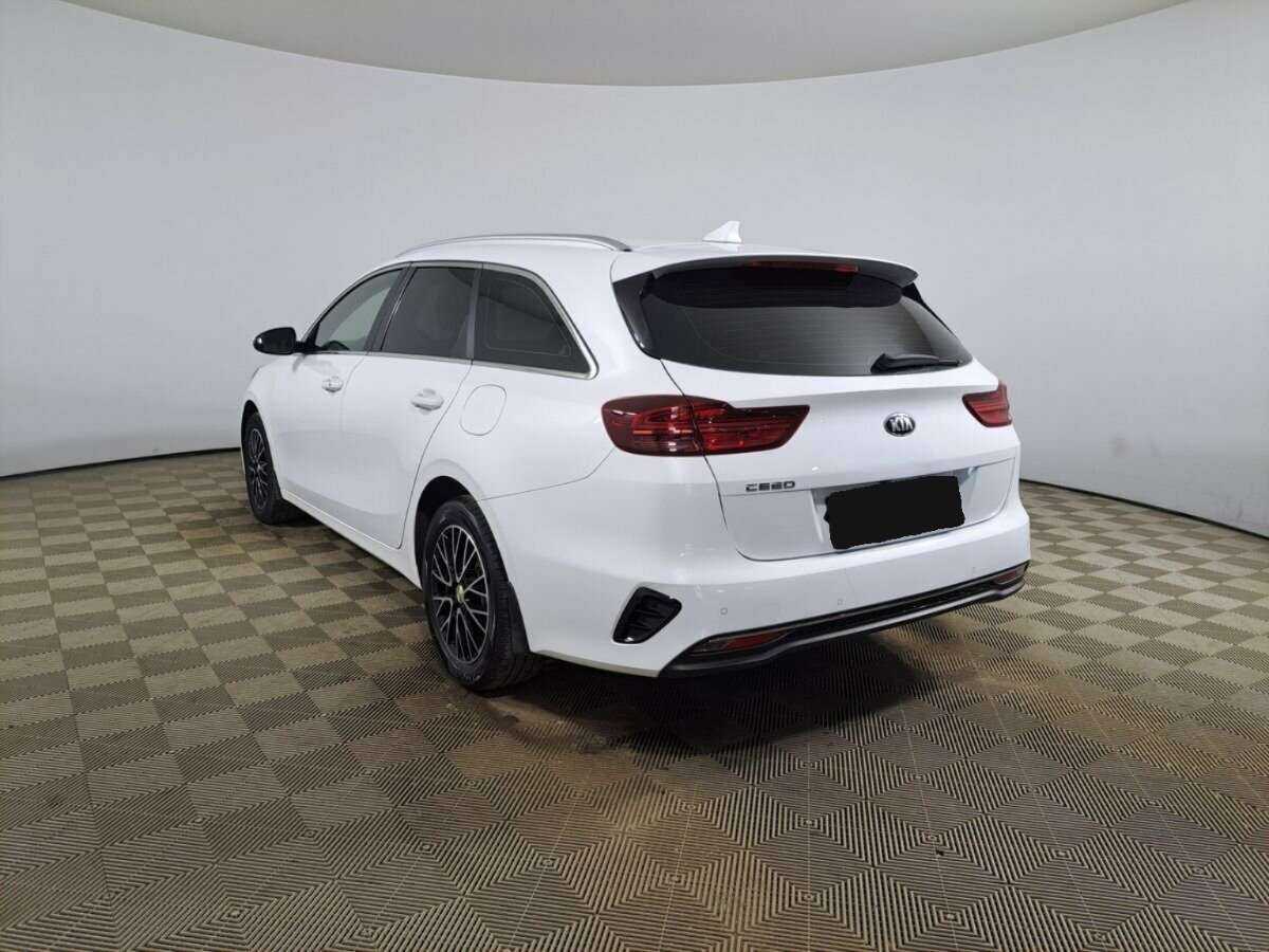 Kia Ceed с пробегом — 2021 год. Фото: #4