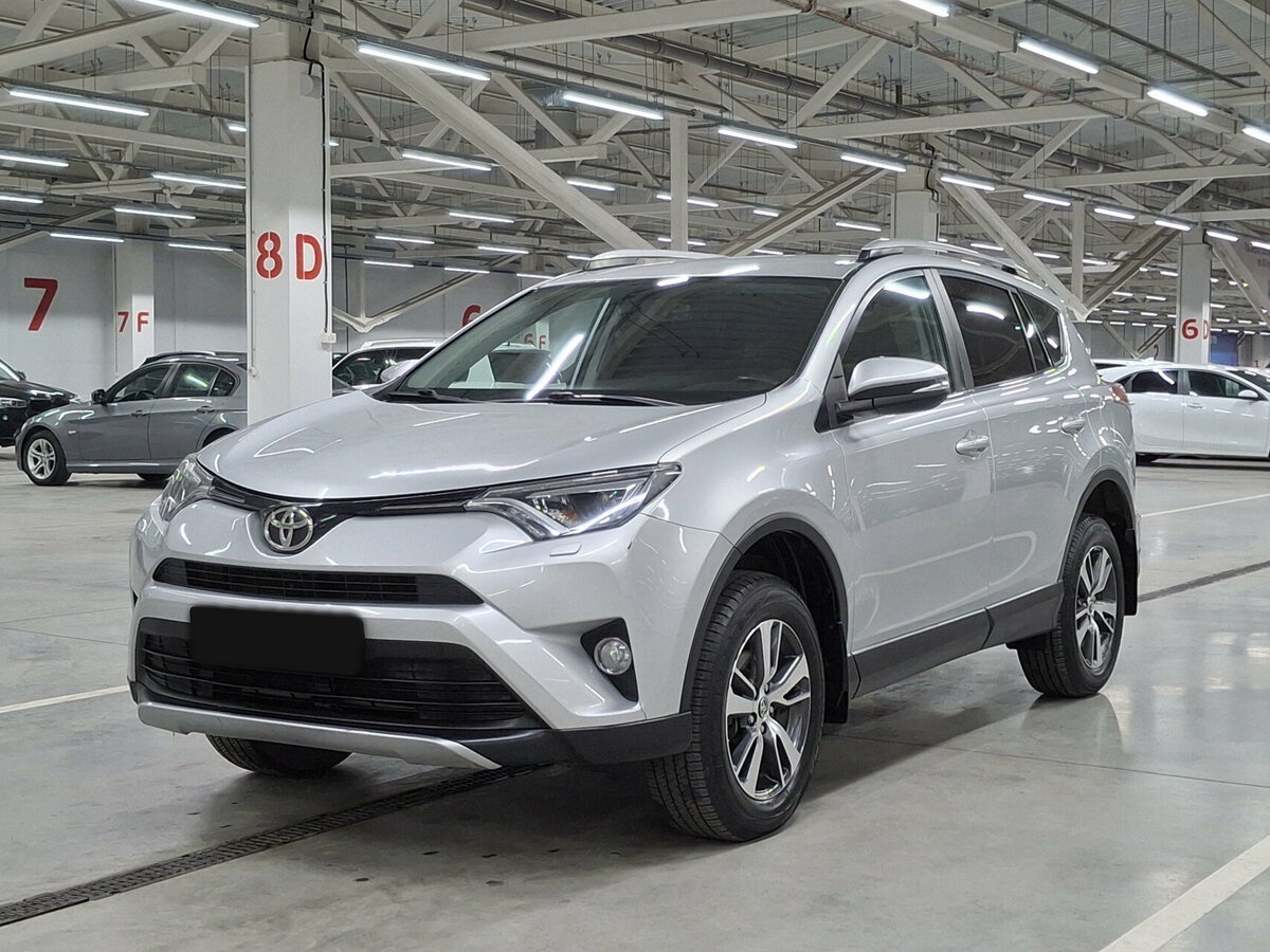 Toyota RAV4 с пробегом — 2019 год. Посмотреть фото