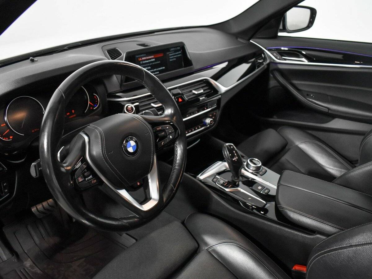 BMW 5 серии с пробегом — 2017 год. Фото: #6