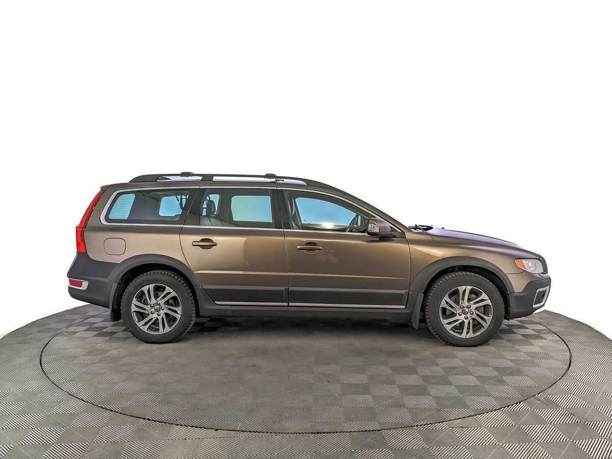 Volvo XC70 с пробегом — 2011 год. Фото: #3
