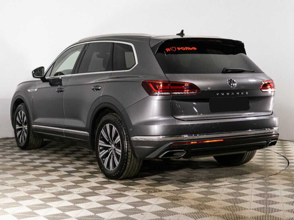 Volkswagen Touareg с пробегом — 2020 год. Фото: #6