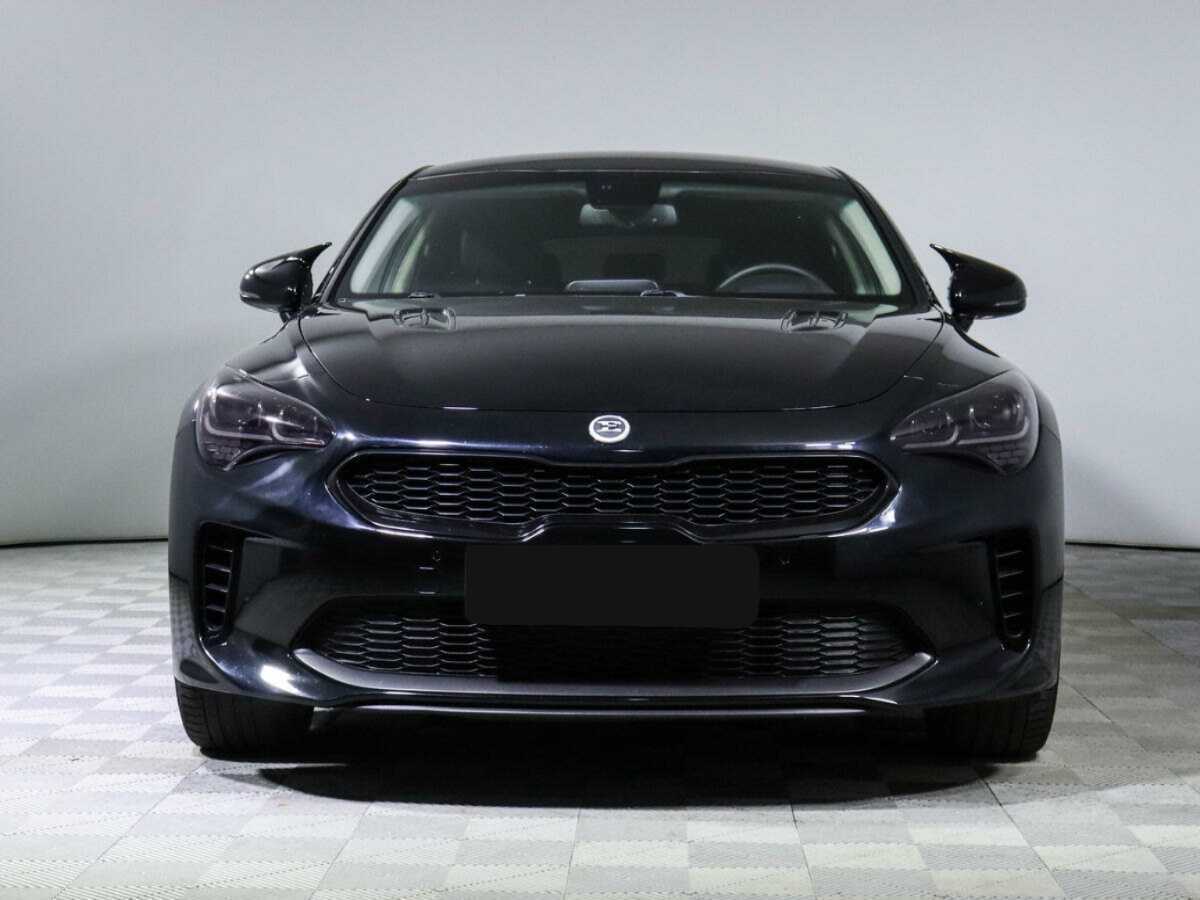 Kia Stinger с пробегом — 2018 год. Фото: #1