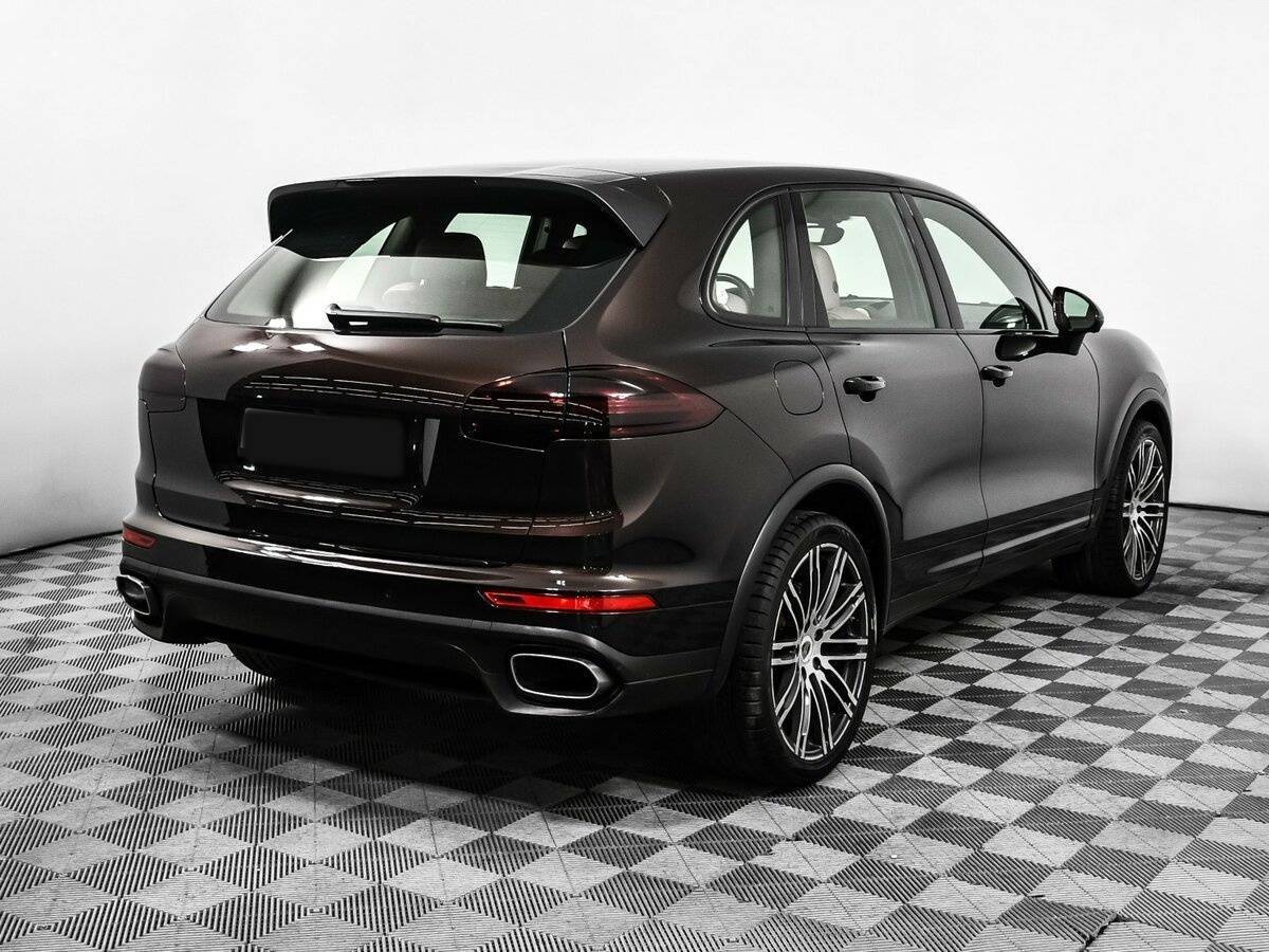 Porsche Cayenne с пробегом — 2016 год. Фото: #4