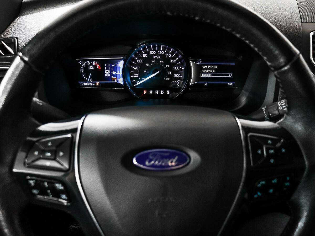Ford Explorer с пробегом — 2018 год. Фото: #16