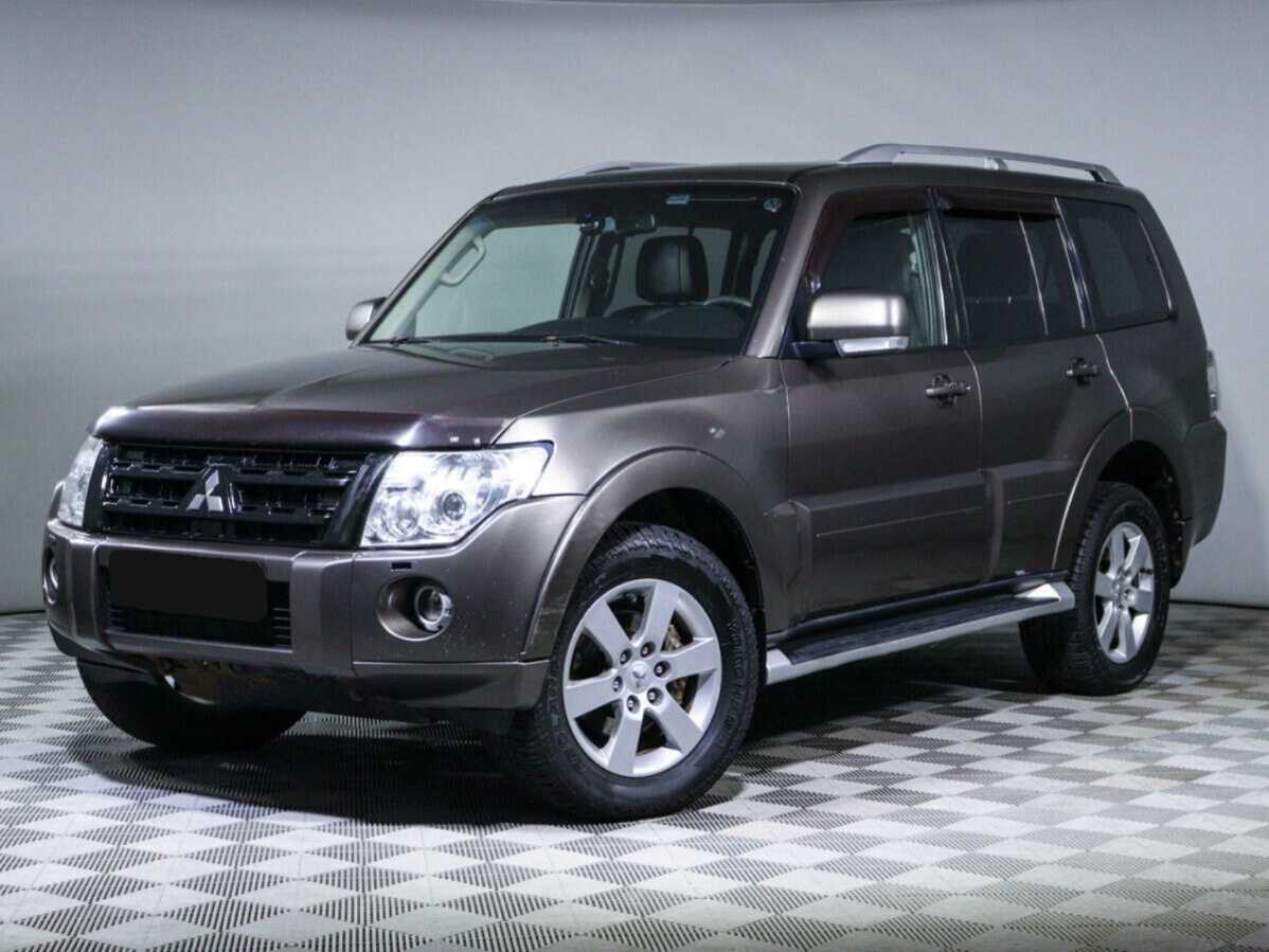 Mitsubishi Pajero с пробегом — 2010 год. Посмотреть фото