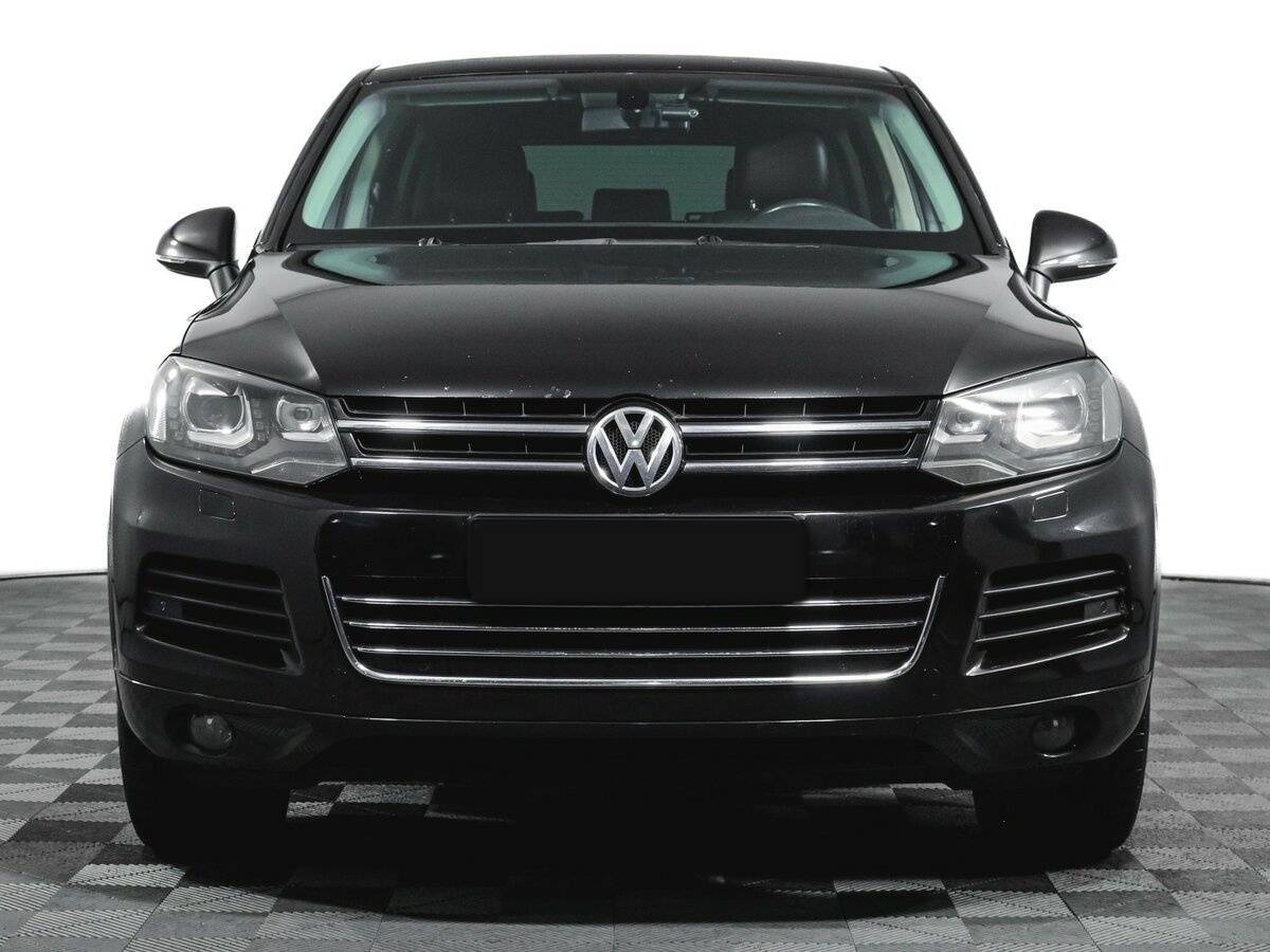 Volkswagen Touareg с пробегом — 2011 год. Фото: #1