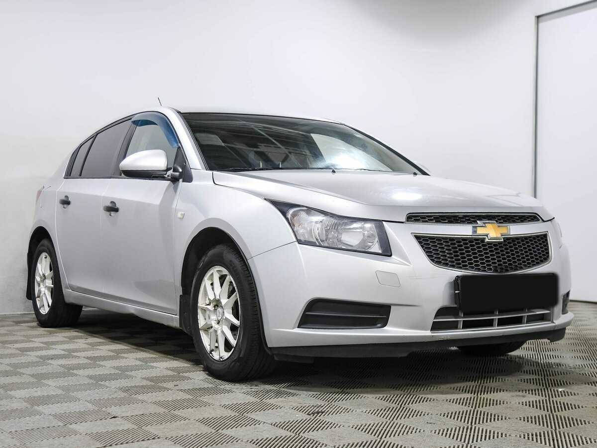 Chevrolet Cruze с пробегом — 2011 год. Фото: #2