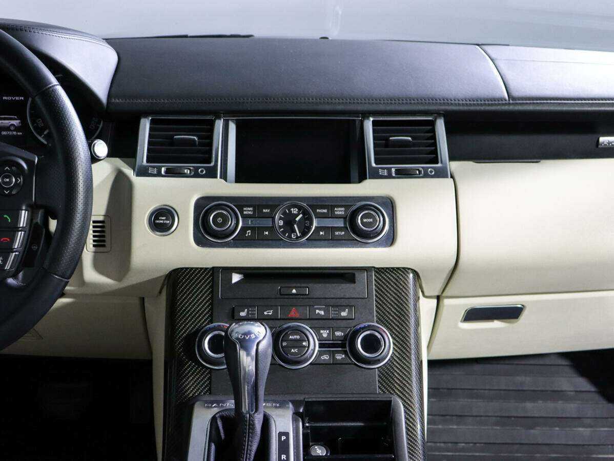 Land Rover Range Rover Sport с пробегом — 2012 год. Фото: #9