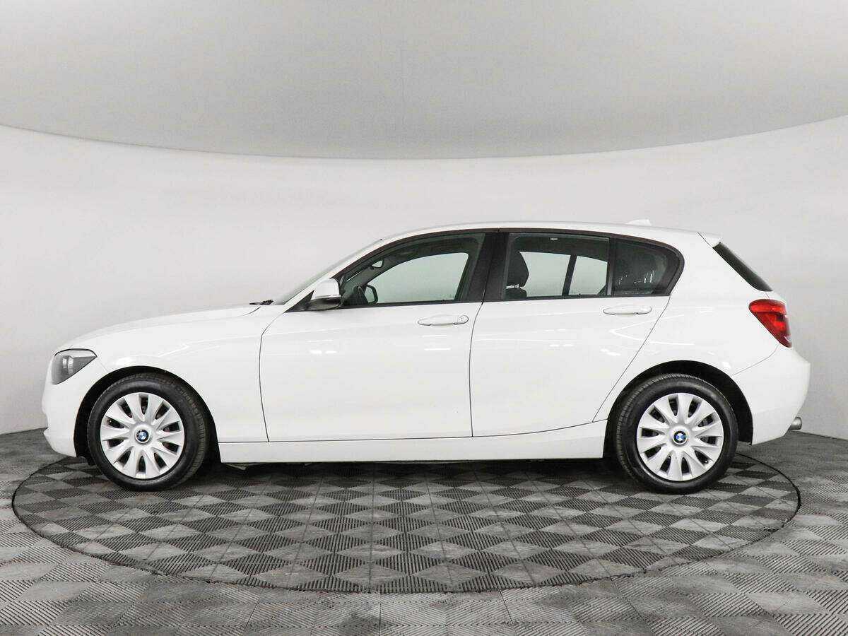 BMW 1 серии с пробегом — 2013 год. Фото: #4
