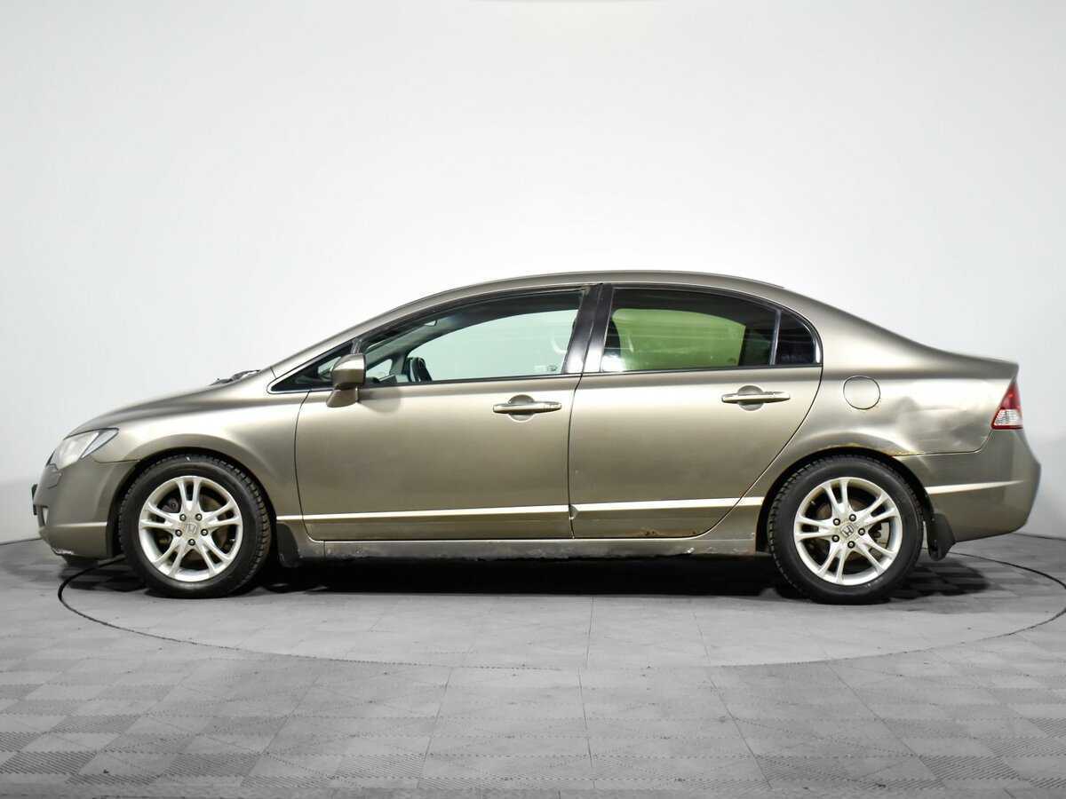Honda Civic с пробегом — 2008 год. Фото: #6