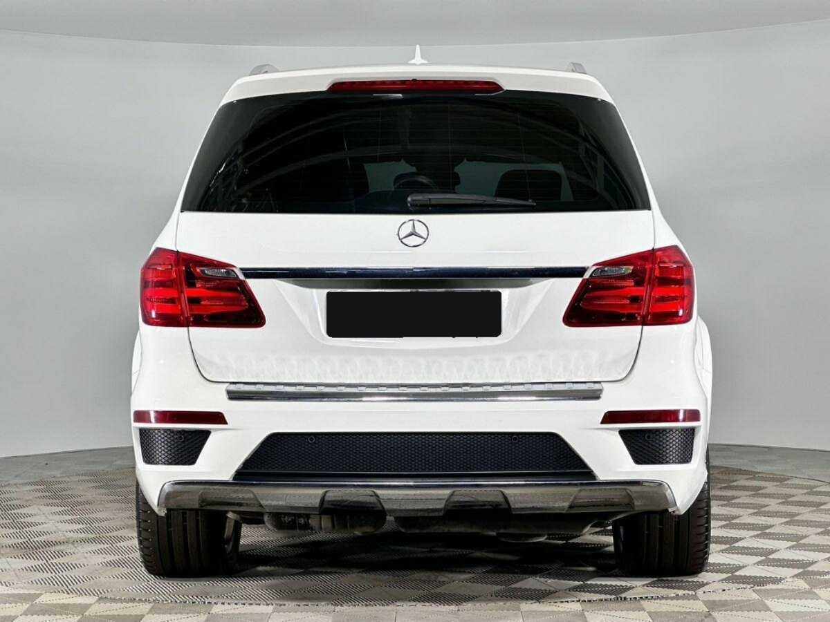 Mercedes-Benz GL-Класс с пробегом — 2014 год. Фото: #3