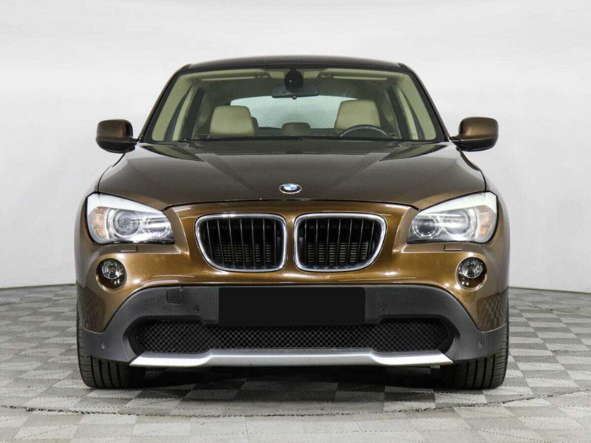 BMW X1 с пробегом — 2010 год. Фото: #2