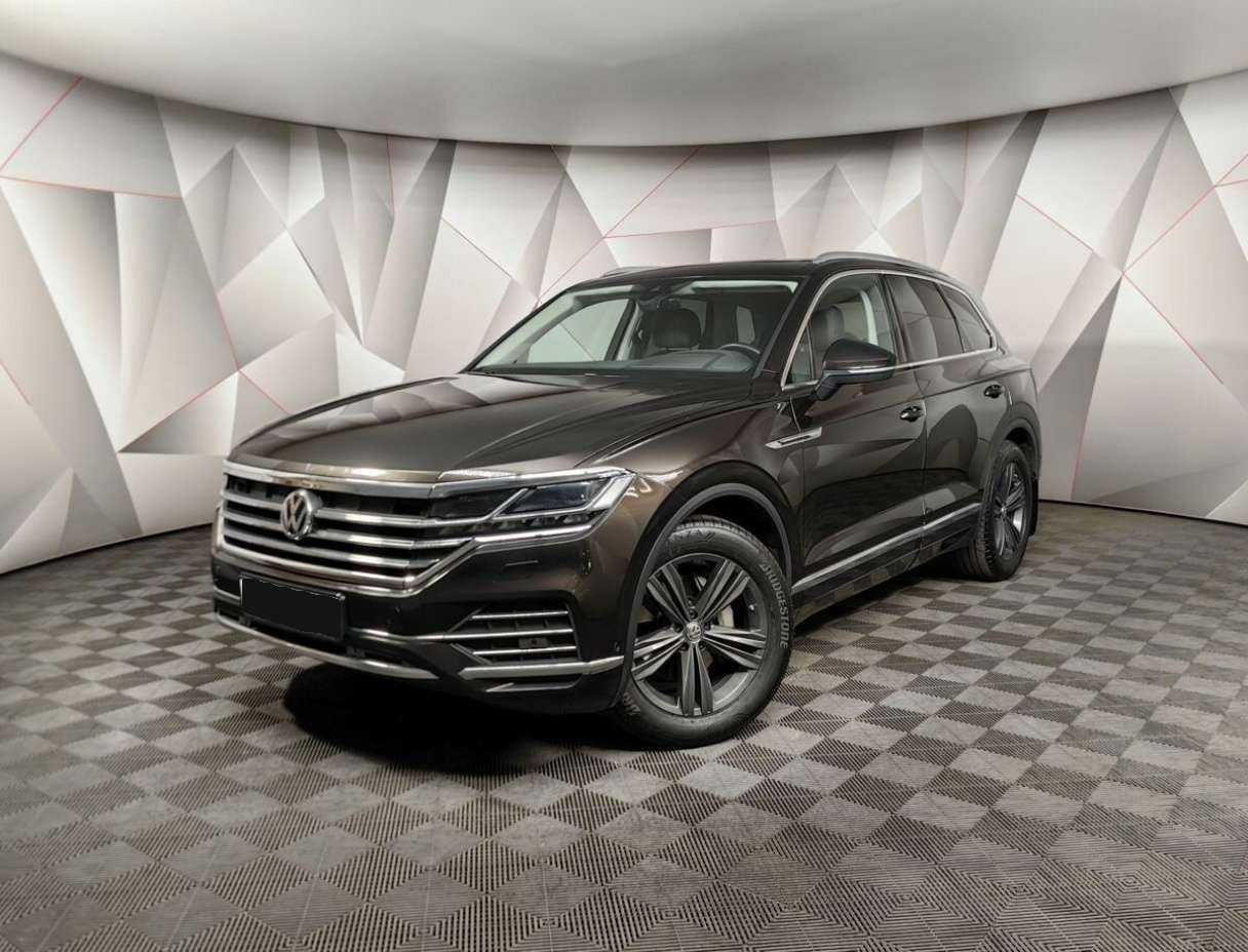 Volkswagen Touareg с пробегом — 2019 год. Фото: #0