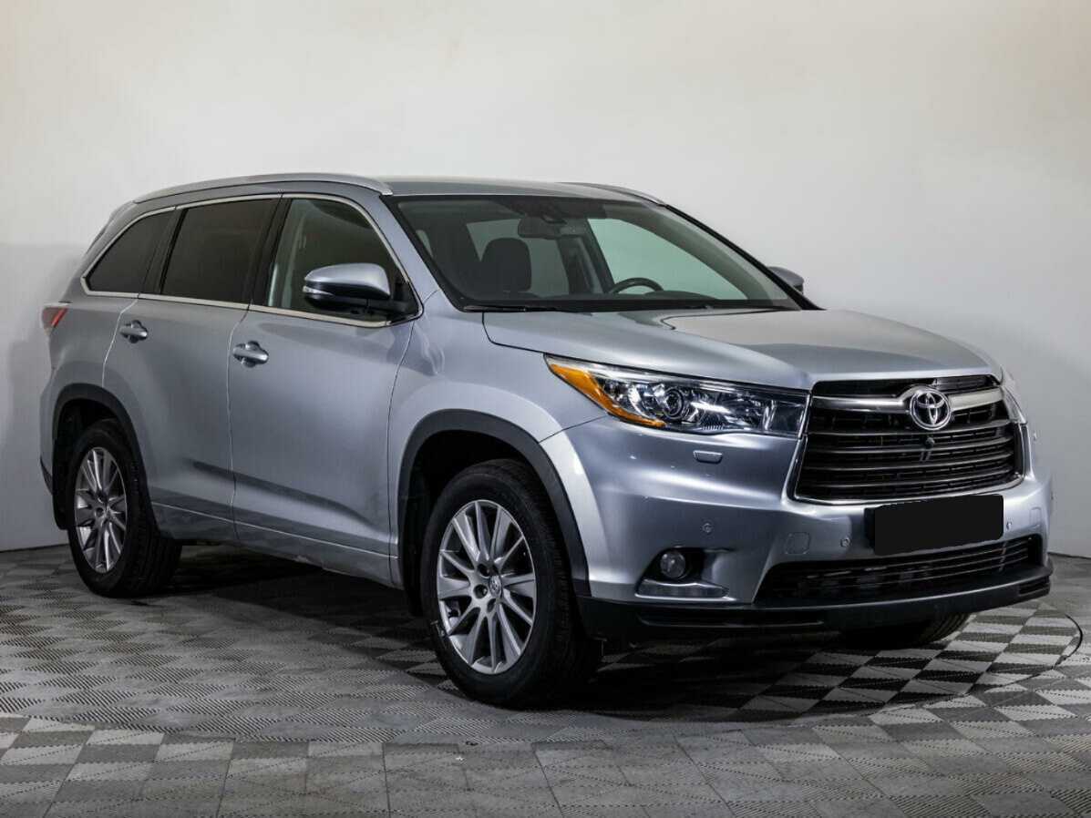 Toyota Highlander с пробегом — 2013 год. Фото: #2