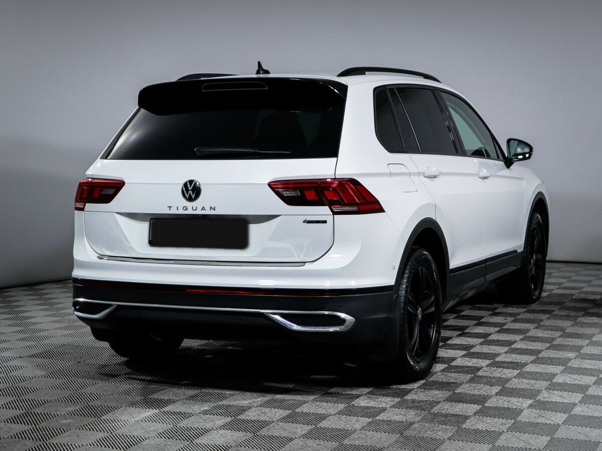 Volkswagen Tiguan с пробегом — 2021 год. Фото: #4