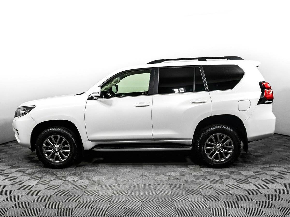 Toyota Land Cruiser Prado с пробегом — 2017 год. Фото: #7