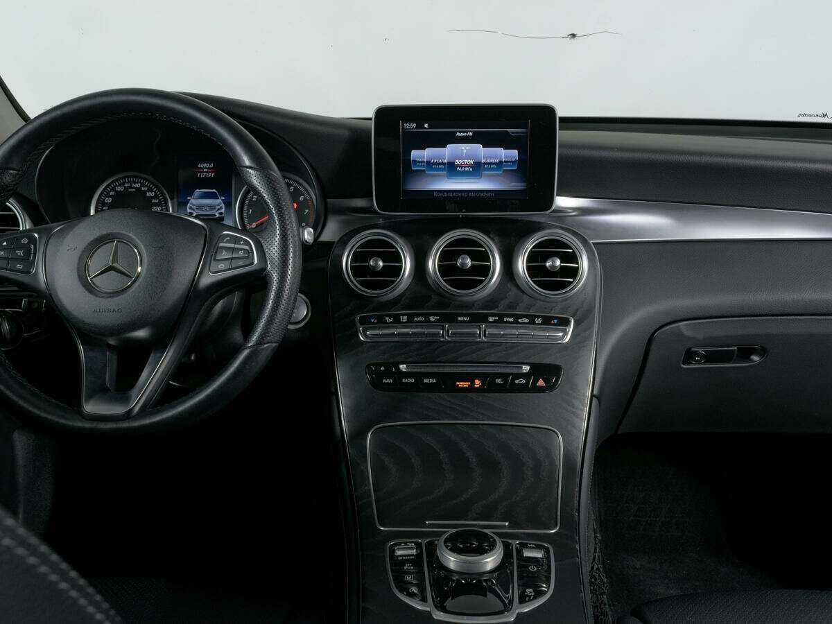 Mercedes-Benz GLC с пробегом — 2019 год. Фото: #9
