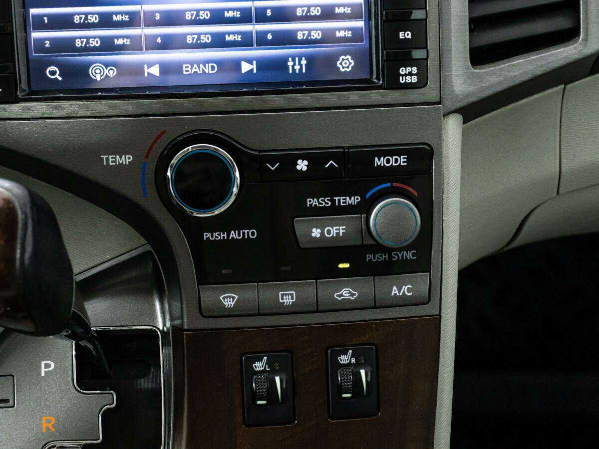 Toyota Venza с пробегом — 2010 год. Фото: #18