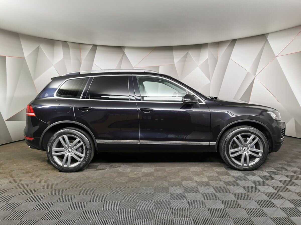 Volkswagen Touareg с пробегом — 2011 год. Фото: #5