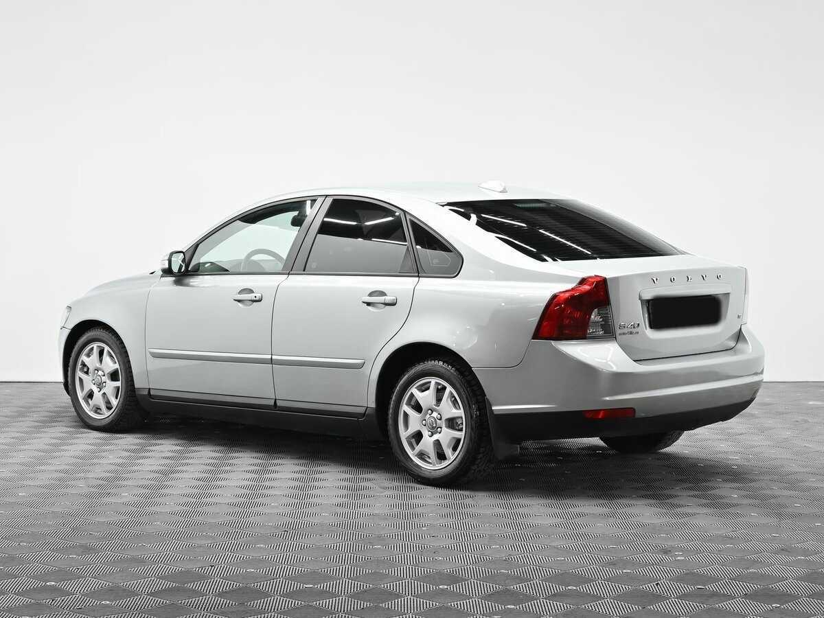 Volvo S40 с пробегом — 2008 год. Фото: #2