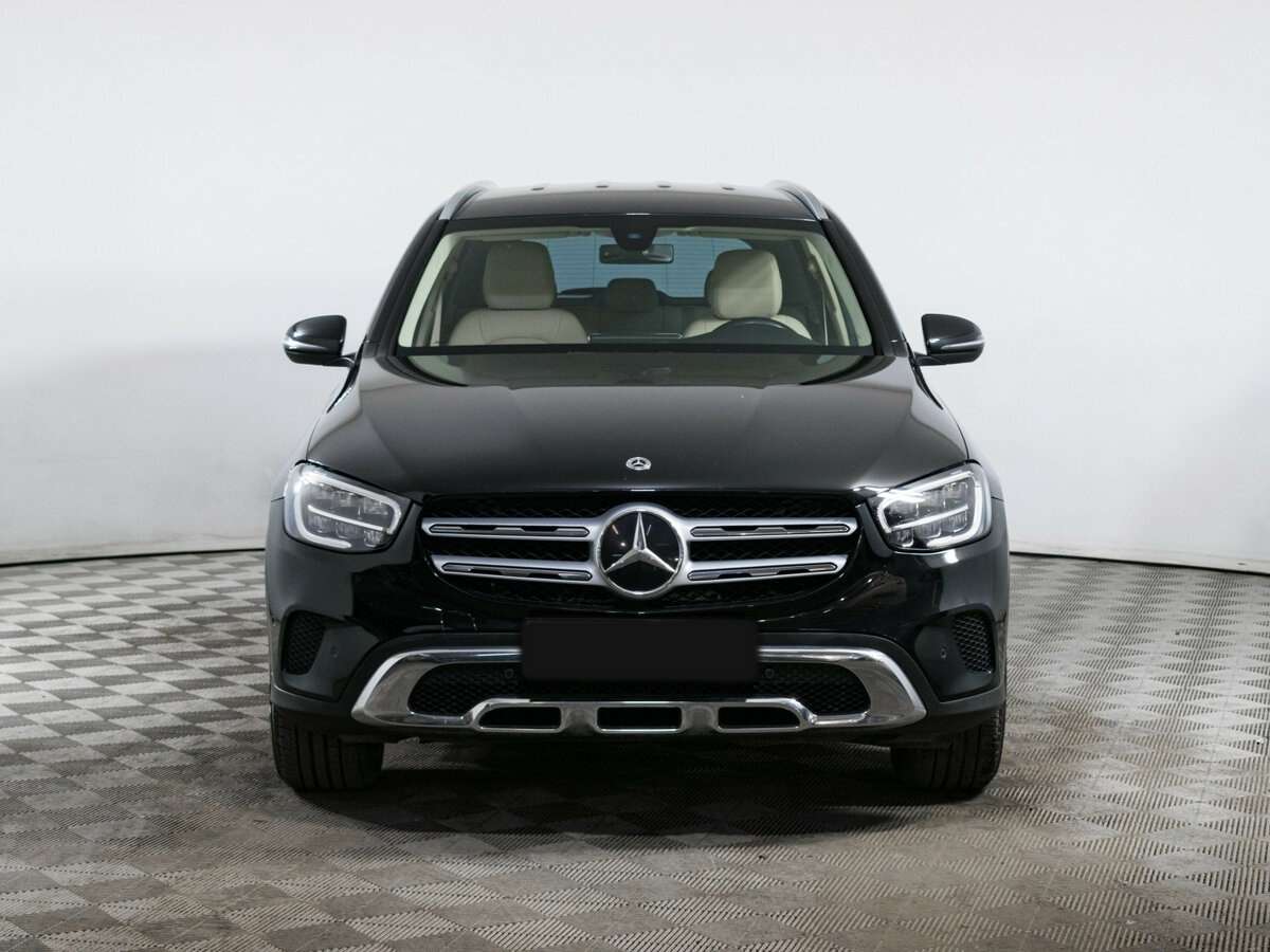 Mercedes-Benz GLC с пробегом — 2021 год. Фото: #1