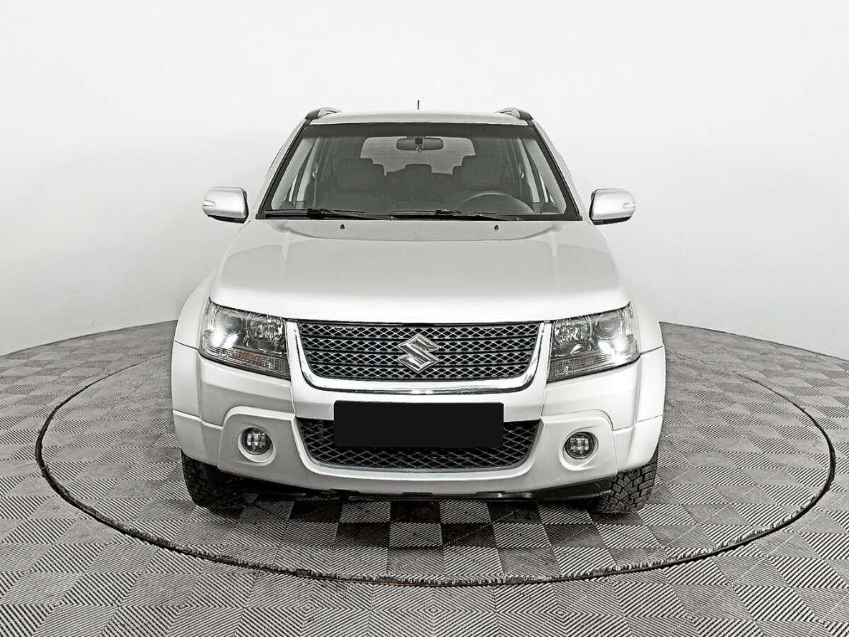 Suzuki Grand Vitara с пробегом — 2011 год. Фото: #1