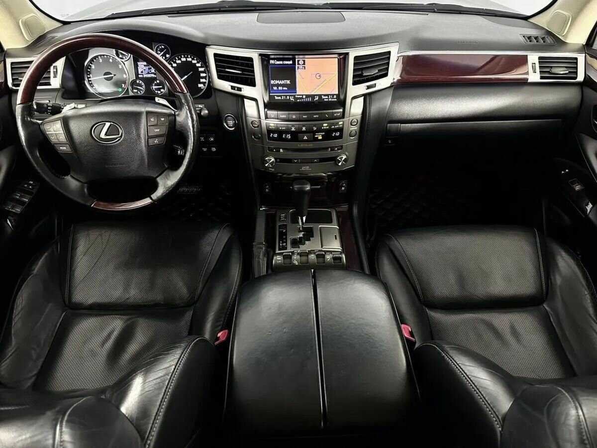Lexus LX с пробегом — 2013 год. Фото: #8
