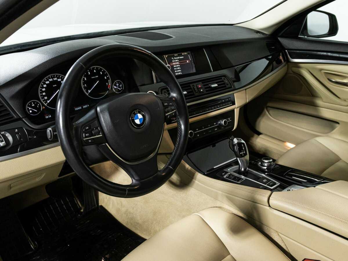 BMW 5 серии с пробегом — 2014 год. Фото: #10