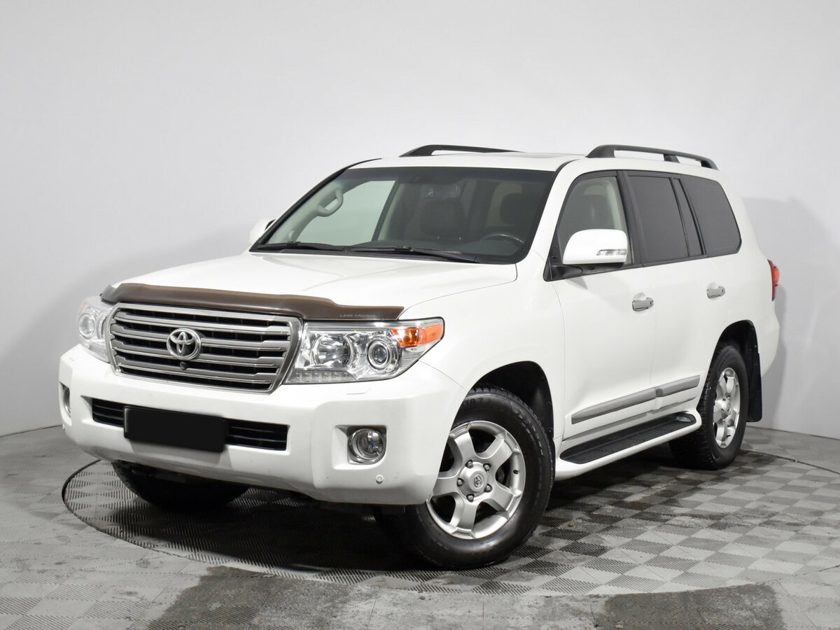 Toyota Land Cruiser с пробегом — 2013 год. Посмотреть фото