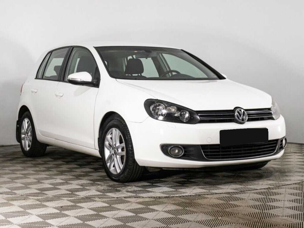 Volkswagen Golf с пробегом — 2011 год. Фото: #2