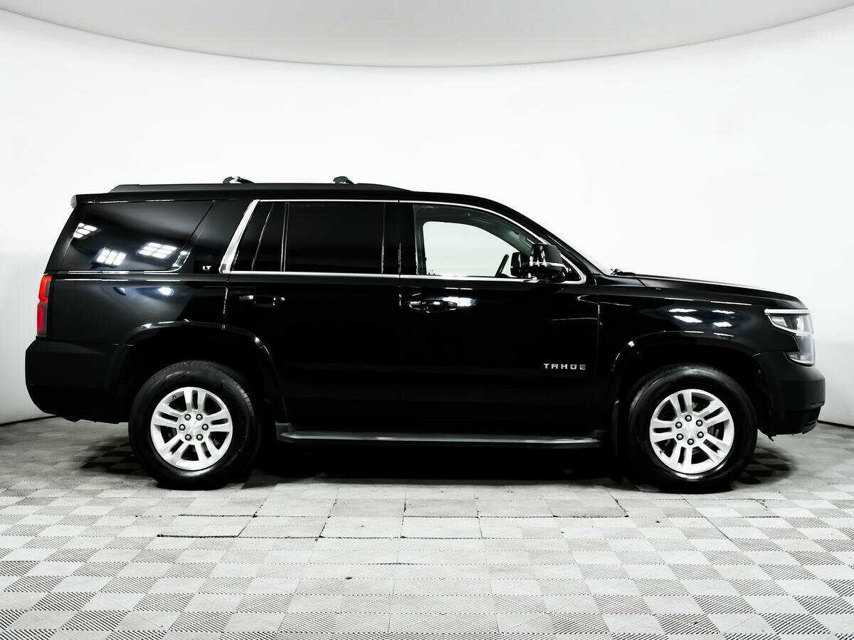 Chevrolet Tahoe с пробегом — 2017 год. Фото: #3