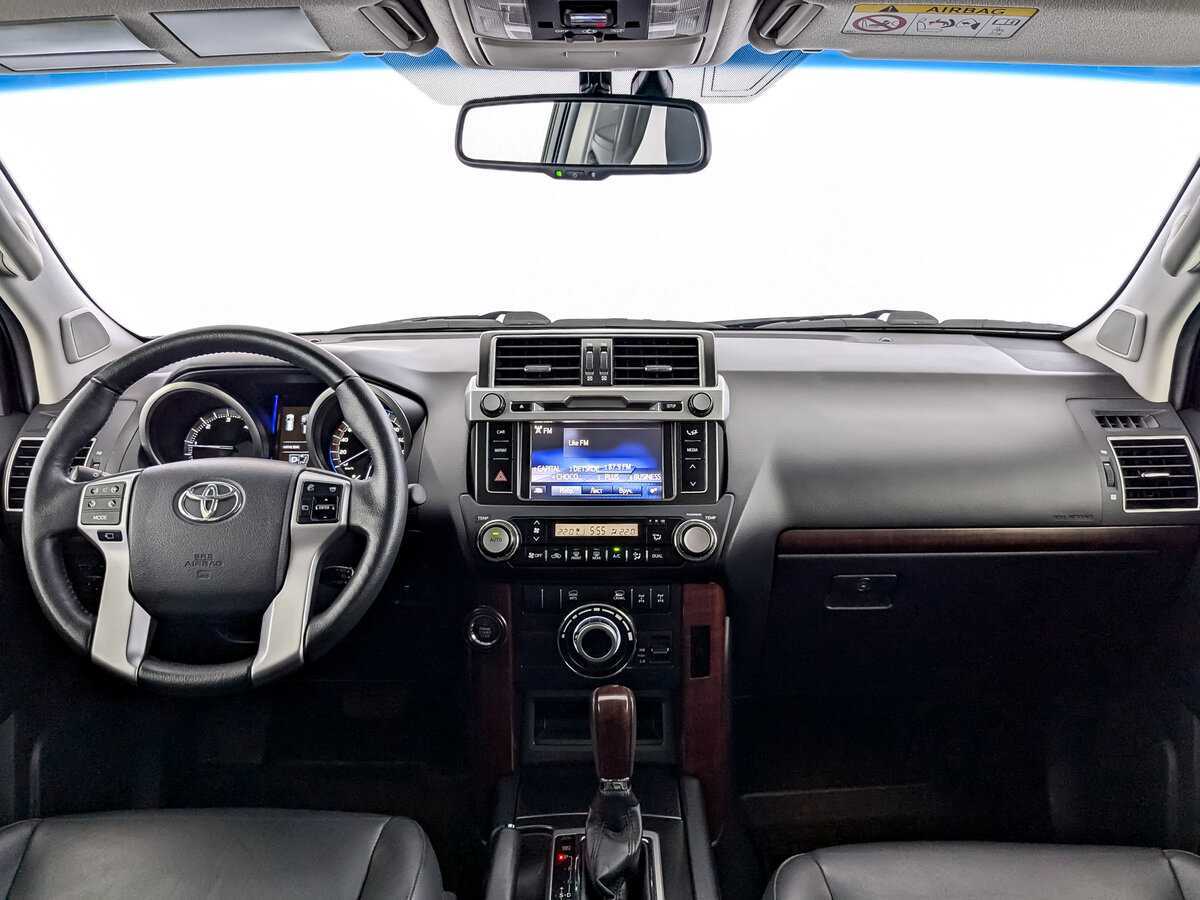 Toyota Land Cruiser Prado с пробегом — 2017 год. Фото: #11