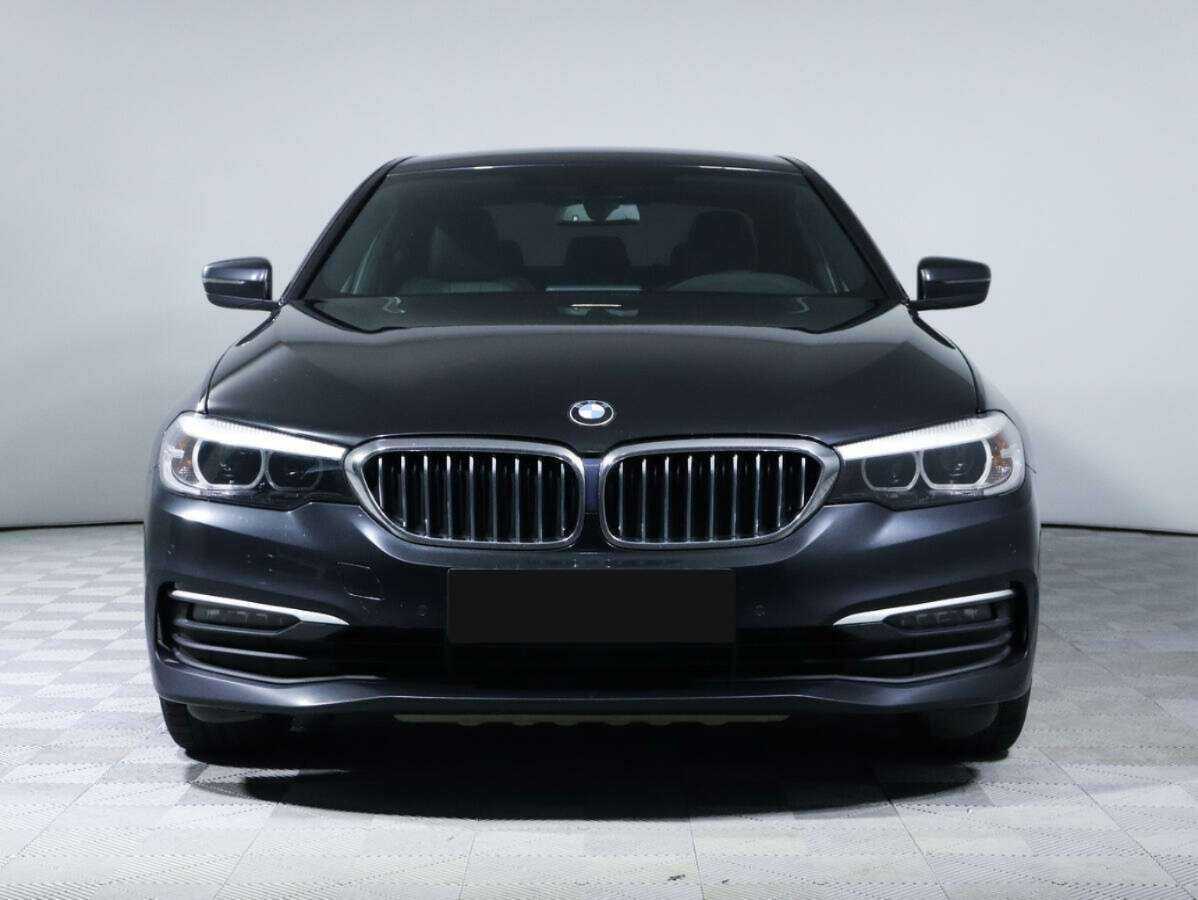 BMW 5 серии с пробегом — 2018 год. Фото: #1
