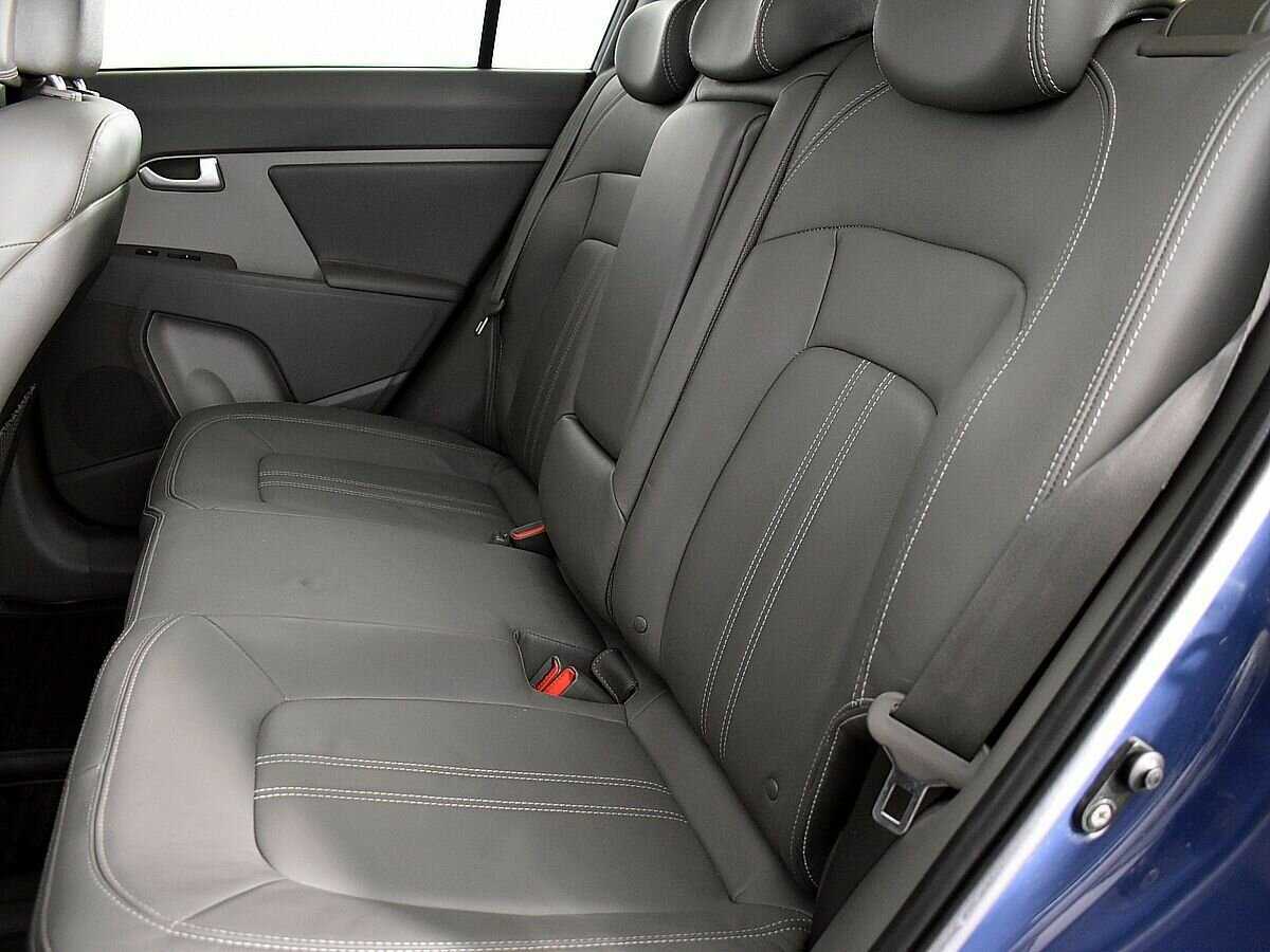 Kia Sportage с пробегом — 2011 год. Фото: #8