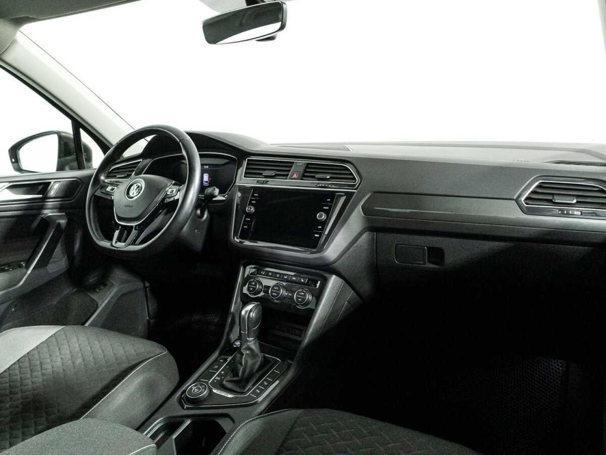 Volkswagen Tiguan с пробегом — 2018 год. Фото: #8