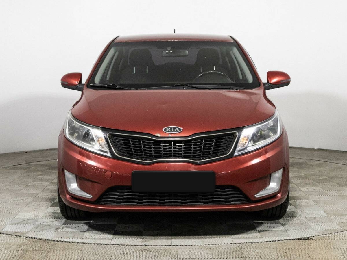 Kia Rio с пробегом — 2011 год. Фото: #1