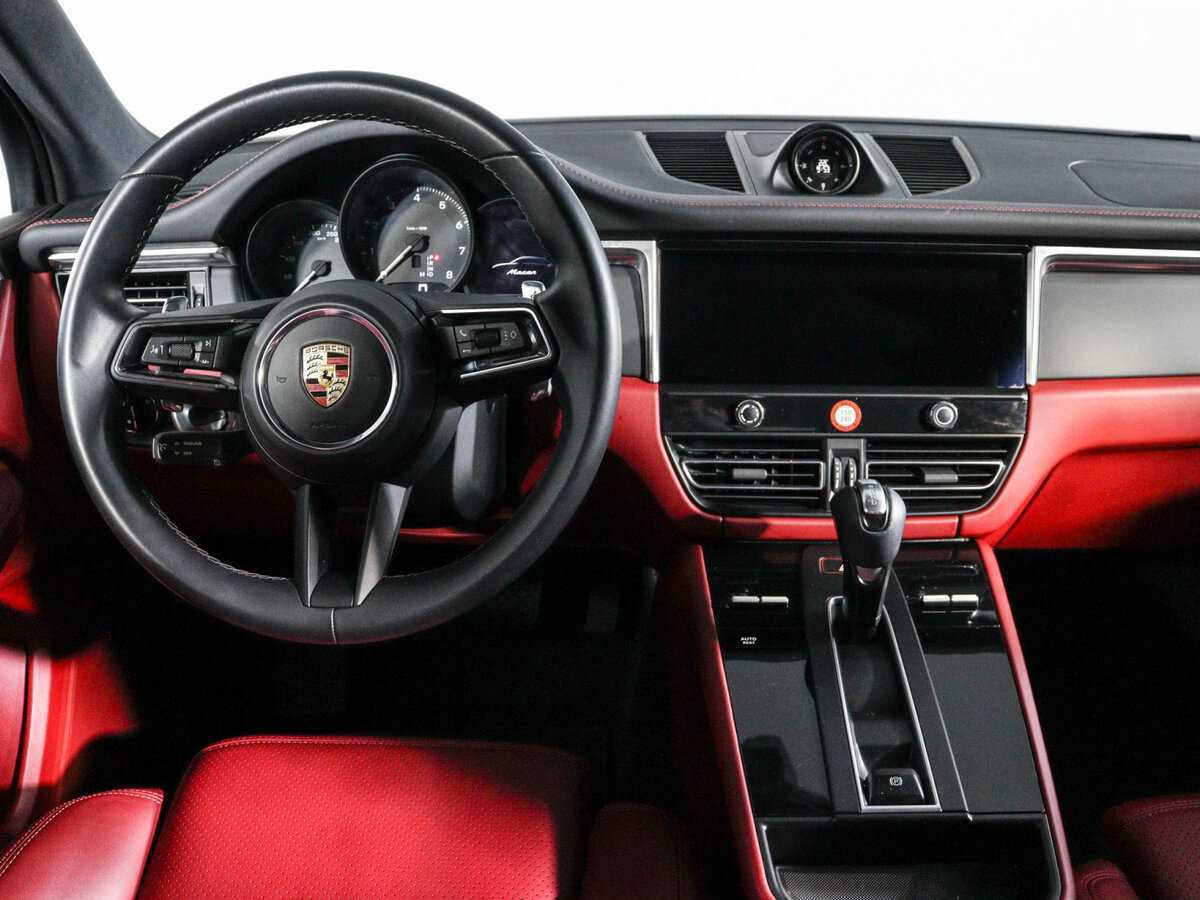 Porsche Macan с пробегом — 2021 год. Фото: #8