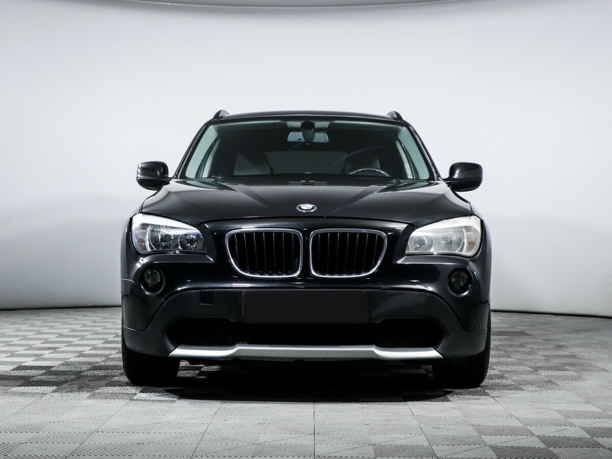 BMW X1 с пробегом — 2010 год. Фото: #1