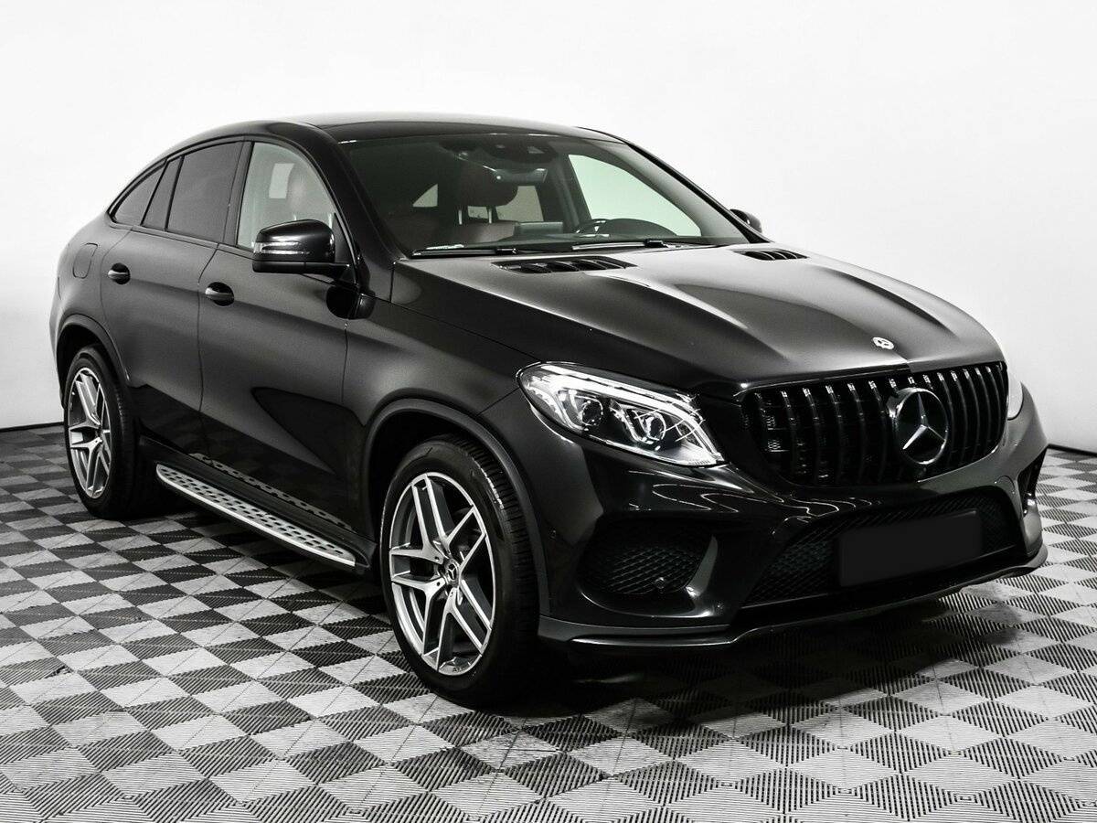 Mercedes-Benz GLE Coupe с пробегом — 2017 год. Фото: #2