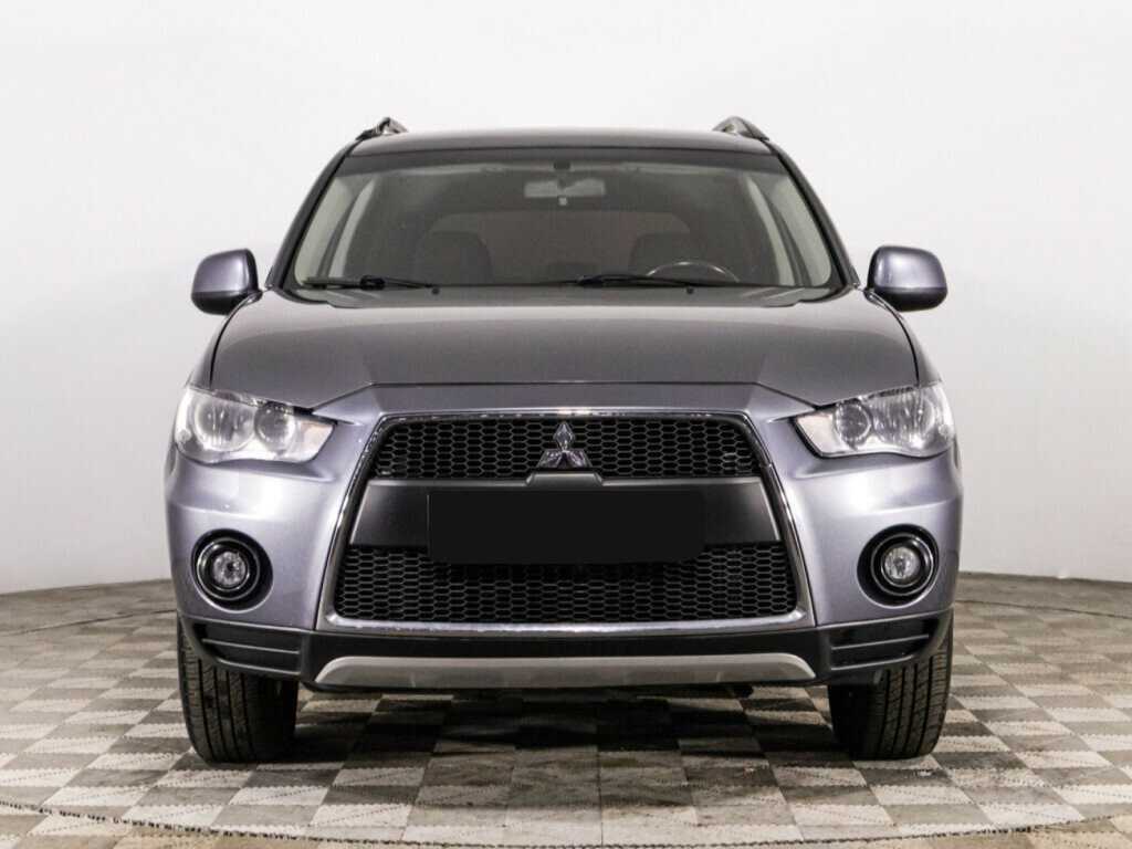 Mitsubishi Outlander с пробегом — 2011 год. Фото: #1