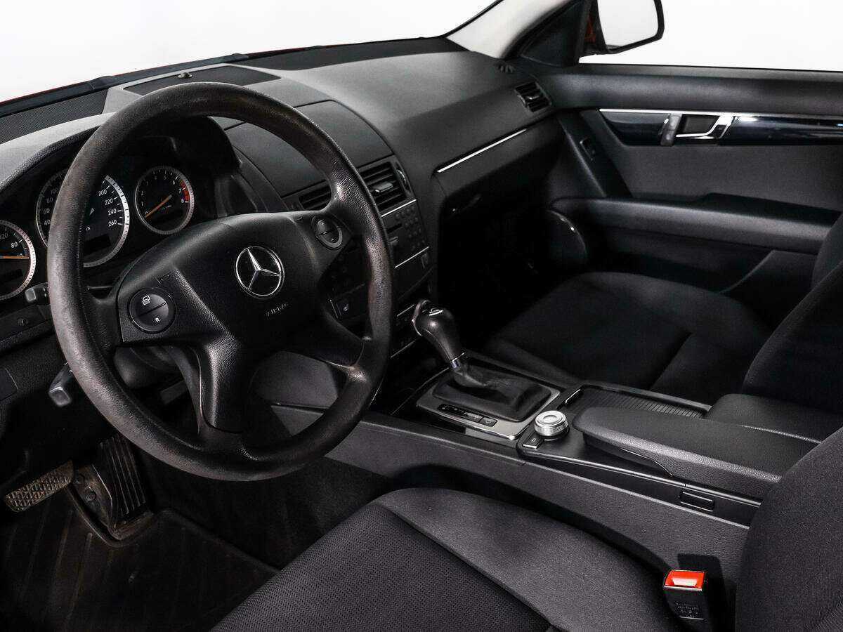 Mercedes-Benz C-Класс с пробегом — 2008 год. Фото: #8