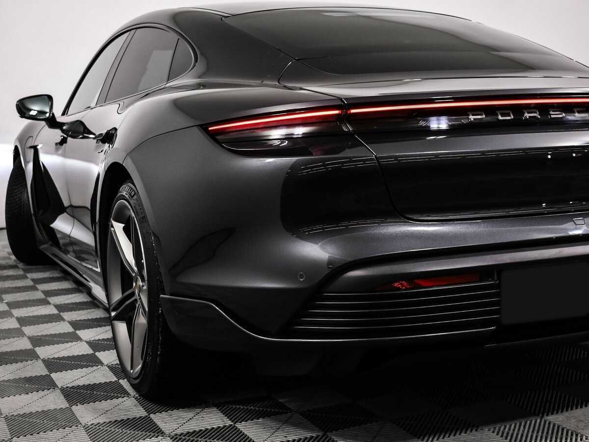 Porsche Taycan с пробегом — 2020 год. Фото: #18