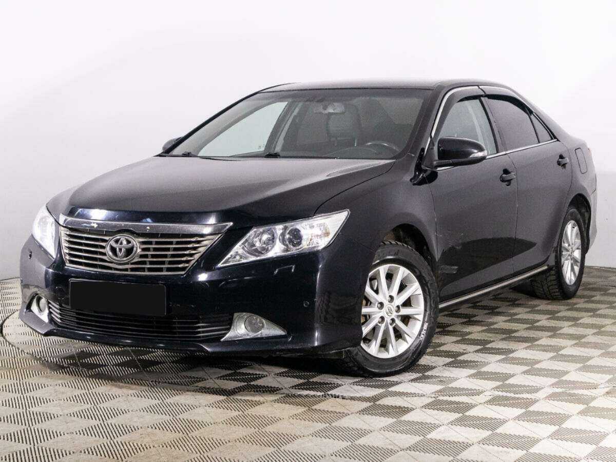 Toyota Camry с пробегом — 2012 год. Посмотреть фото