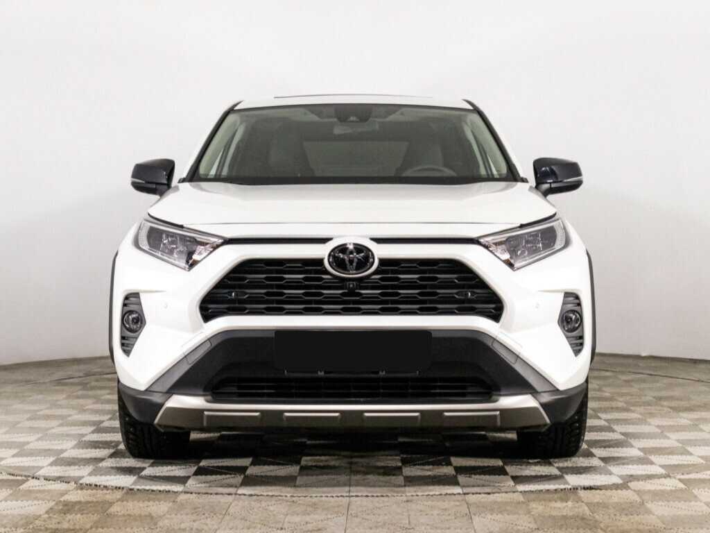 Toyota RAV4 с пробегом — 2022 год. Фото: #1