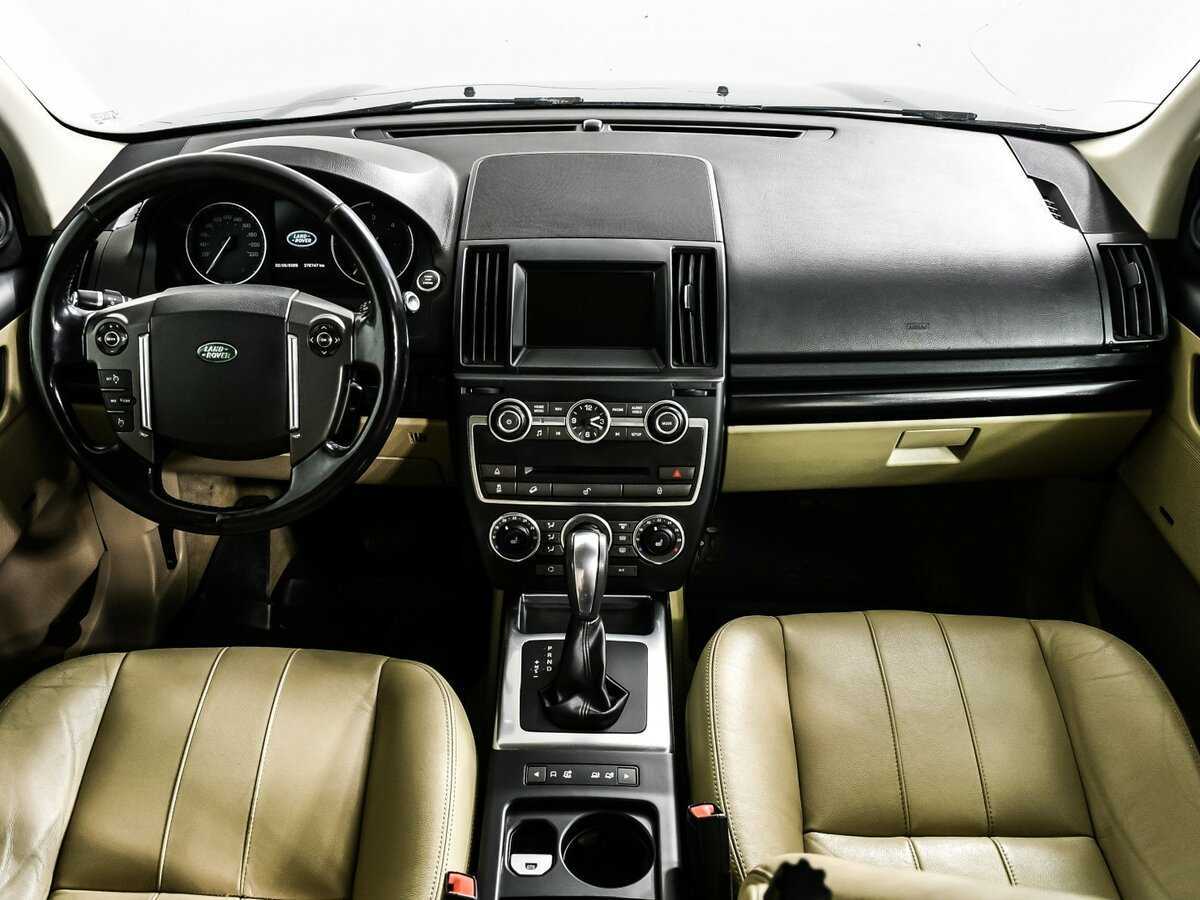 Land Rover Freelander с пробегом — 2013 год. Фото: #10